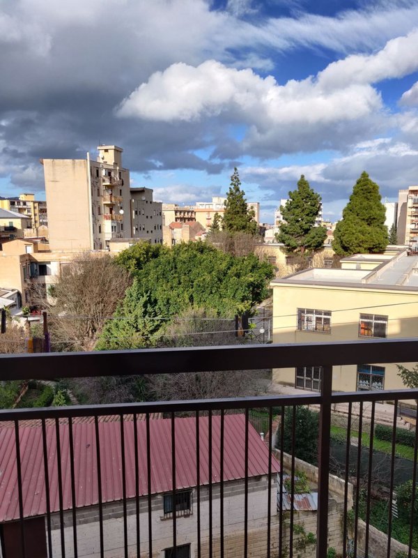 appartamento in affitto a Palermo in zona Montegrappa / Santa Rosalia