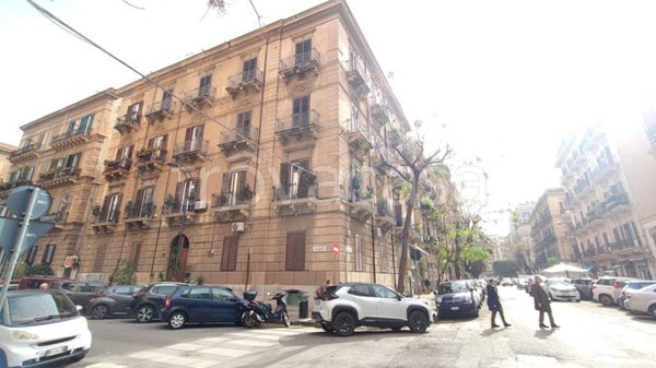 appartamento in affitto a Palermo in zona Politeama