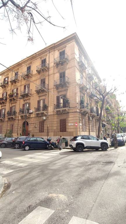 appartamento in affitto a Palermo in zona Politeama