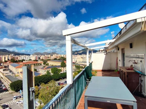 appartamento in affitto a Palermo in zona Mezzomonreale