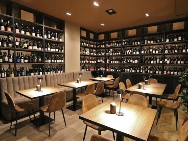 negozio in affitto a Palermo in zona Libertà