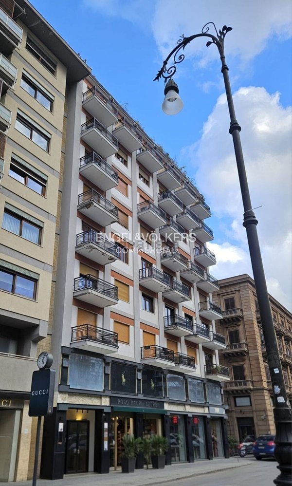 ufficio in affitto a Palermo in zona Libertà