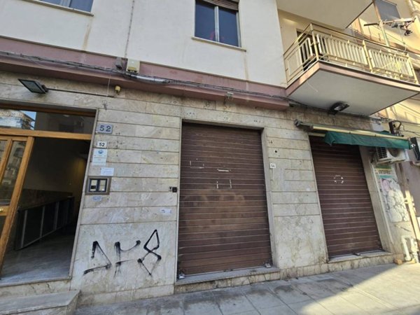 negozio in affitto a Palermo in zona Malaspina/Palagonia
