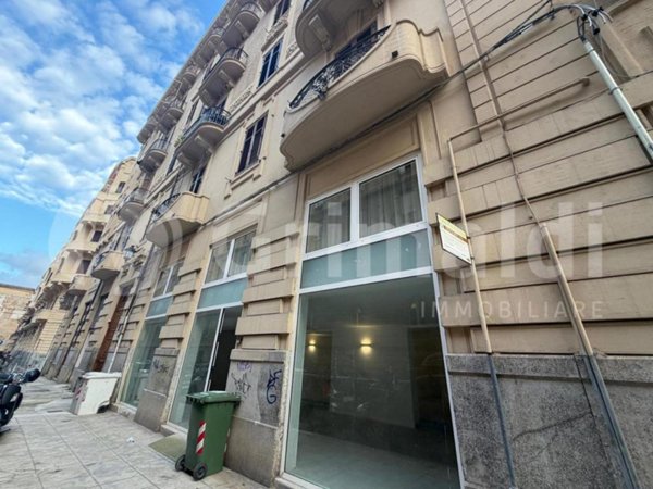locale commerciale in affitto a Palermo