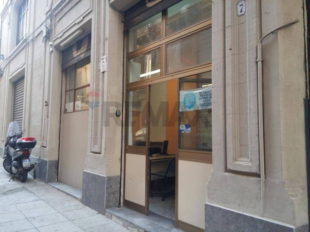 negozio in affitto a Palermo in zona Centro storico