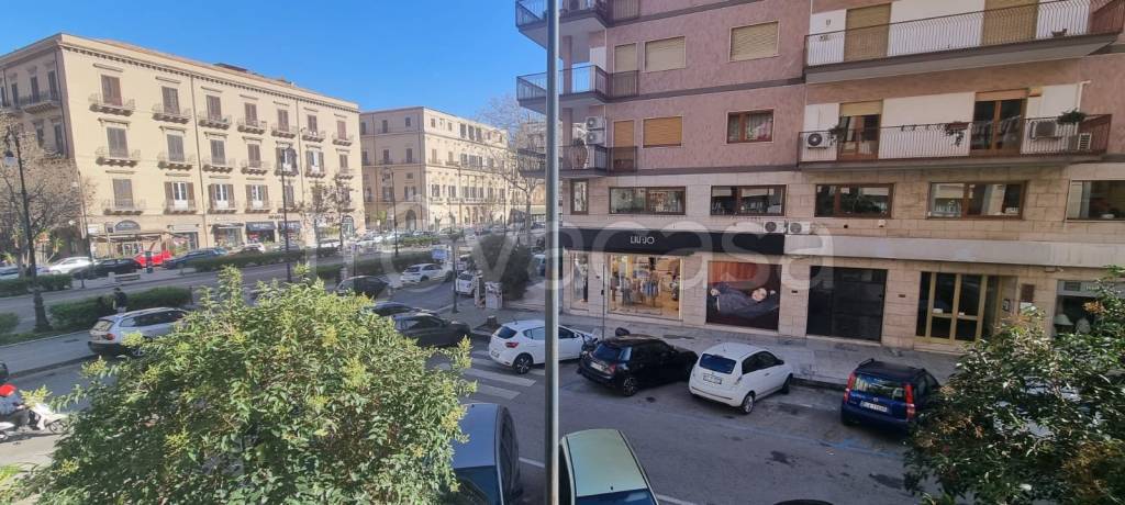 ufficio in affitto a Palermo in zona Libertà
