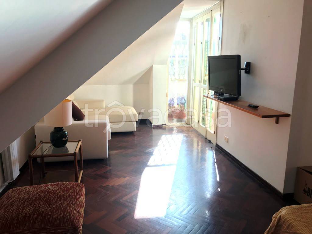 appartamento in affitto a Palermo in zona Malaspina/Palagonia