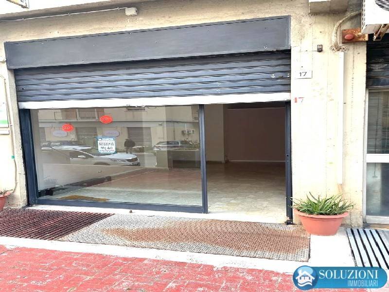 negozio in affitto a Palermo in zona Montepellegrino