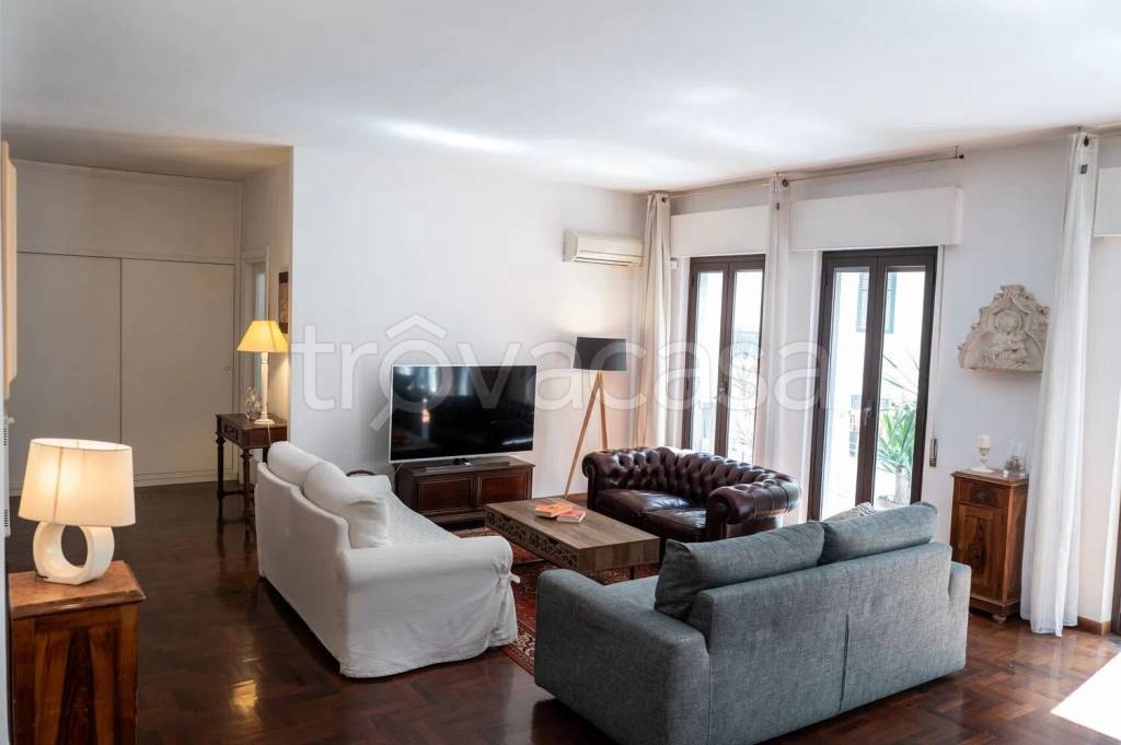 appartamento in affitto a Palermo in zona Politeama