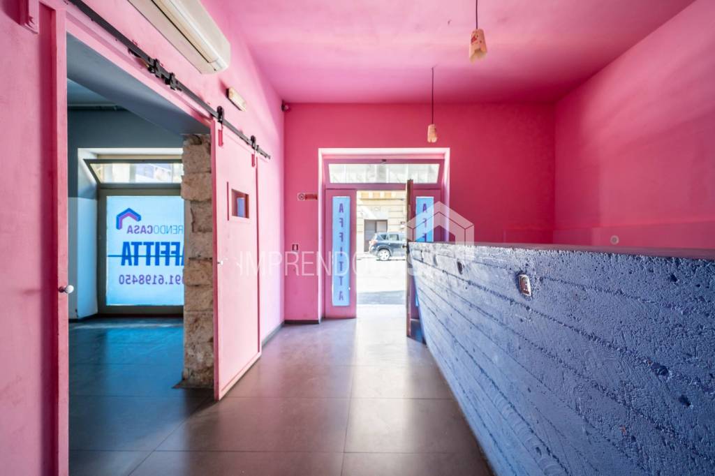 negozio in affitto a Palermo in zona Libertà