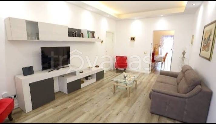 appartamento in affitto a Palermo in zona Malaspina/Palagonia