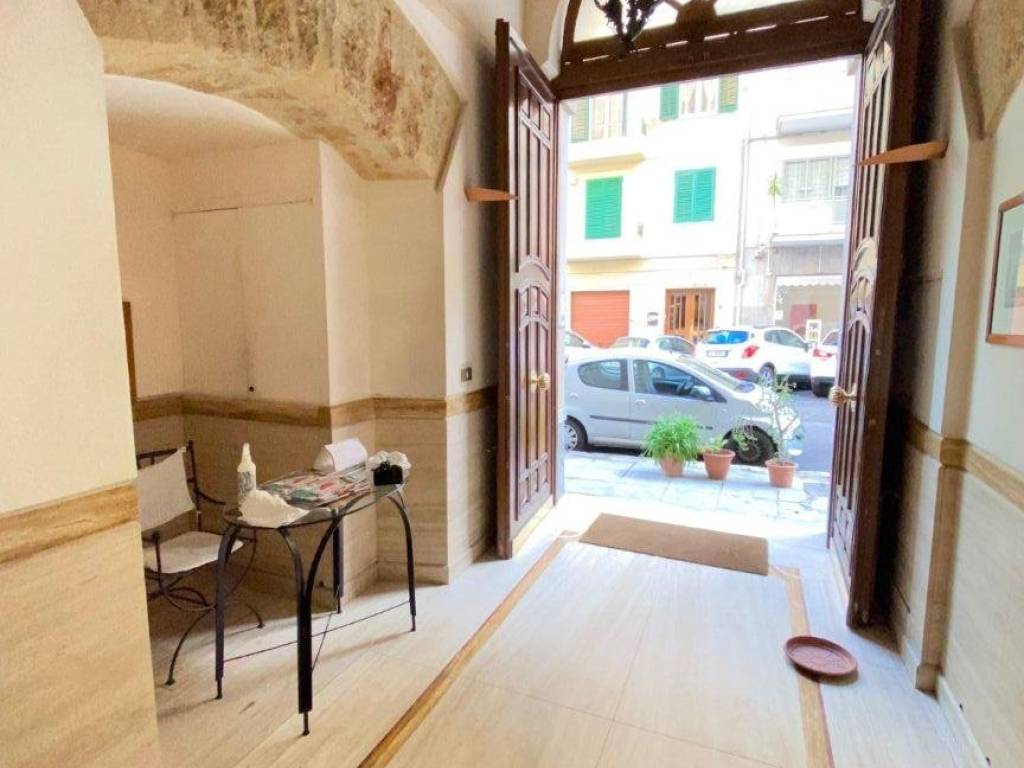 appartamento in affitto a Palermo in zona Politeama