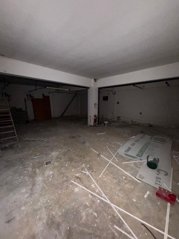 locale commerciale in affitto a Palermo