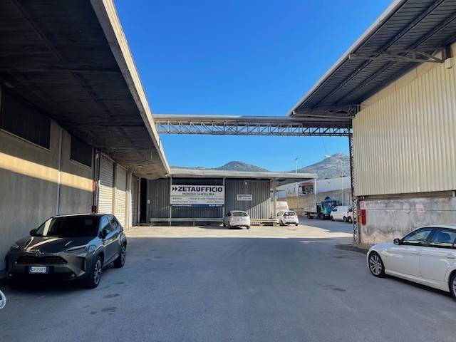 locale commerciale in affitto a Palermo in zona Pallavicino