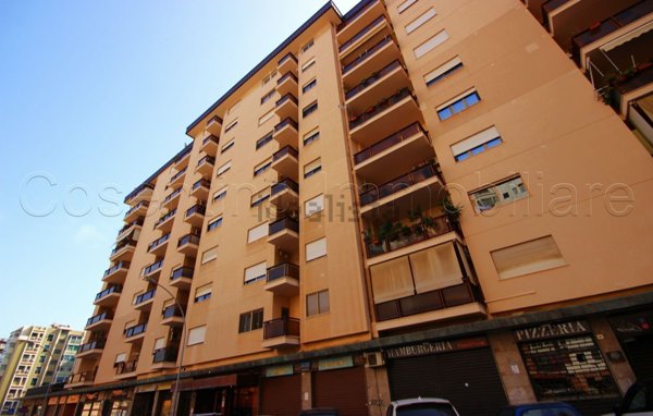 ufficio in affitto a Palermo in zona Malaspina/Palagonia