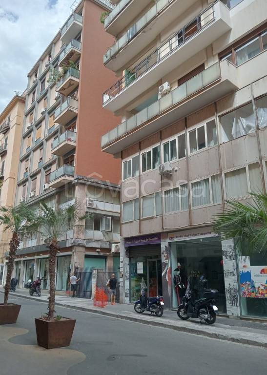 appartamento in affitto a Palermo in zona Politeama