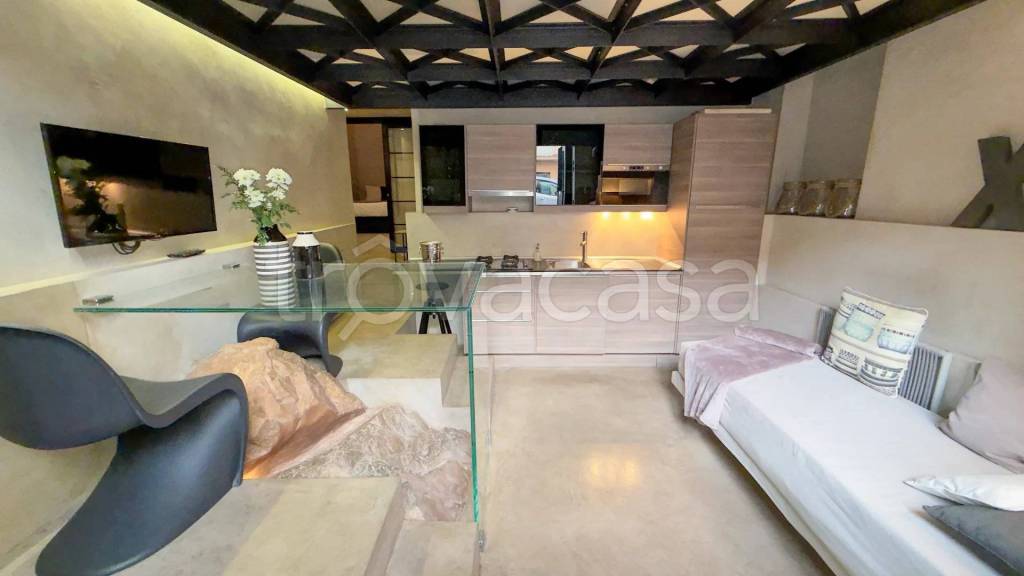 appartamento in affitto a Palermo in zona Mondello