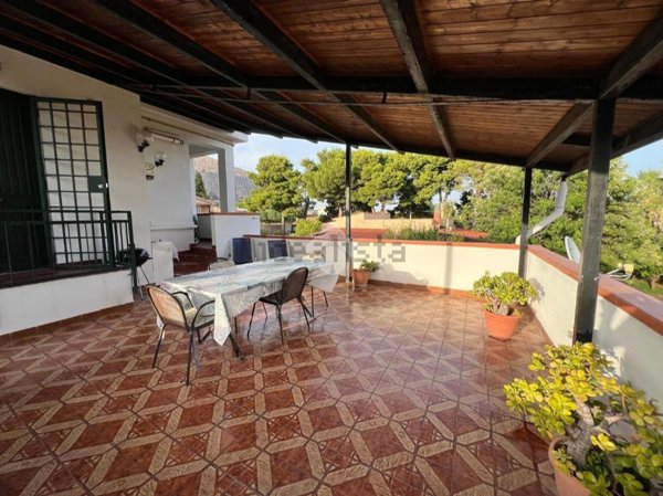 appartamento in affitto a Palermo in zona Mondello