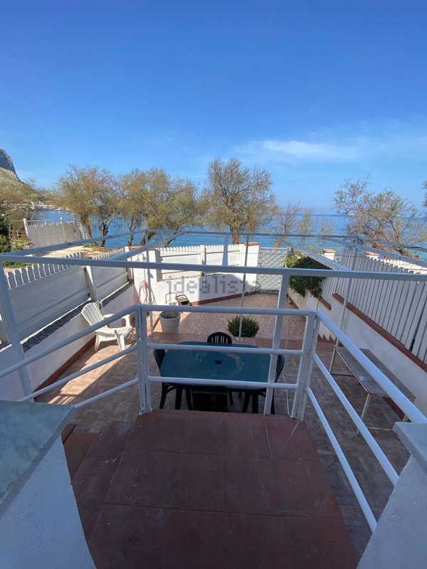 appartamento in affitto a Palermo in zona Mondello