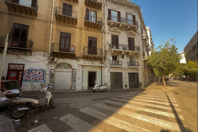 negozio in affitto a Palermo in zona Centro storico