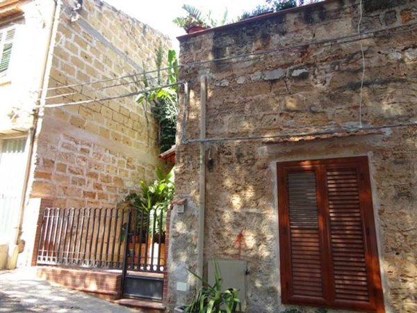 appartamento in affitto a Palermo in zona Mondello