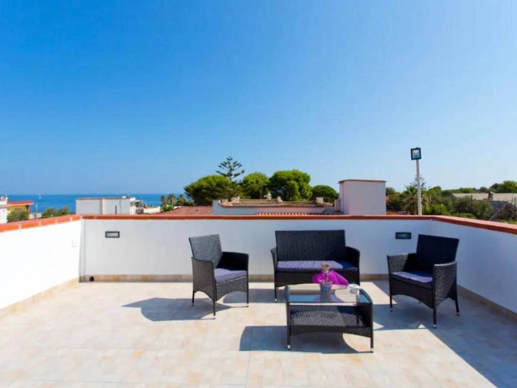 casa indipendente in affitto a Palermo in zona Villagrazia/Falsomiele