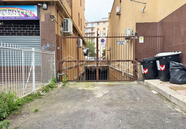 locale commerciale in affitto a Palermo in zona San Lorenzo