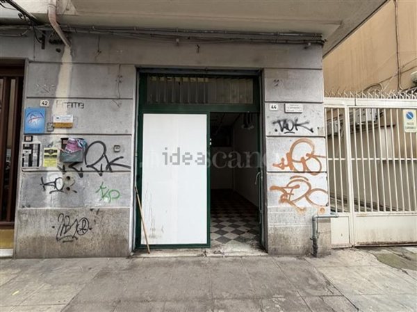locale commerciale in affitto a Palermo in zona Malaspina/Palagonia