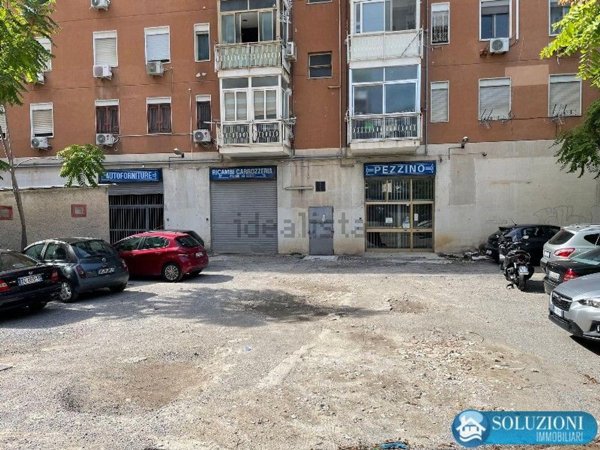 locale di sgombero in affitto a Palermo