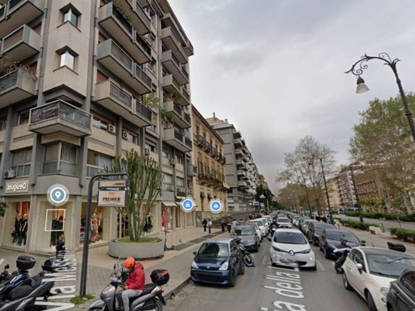ufficio in affitto a Palermo in zona Libertà