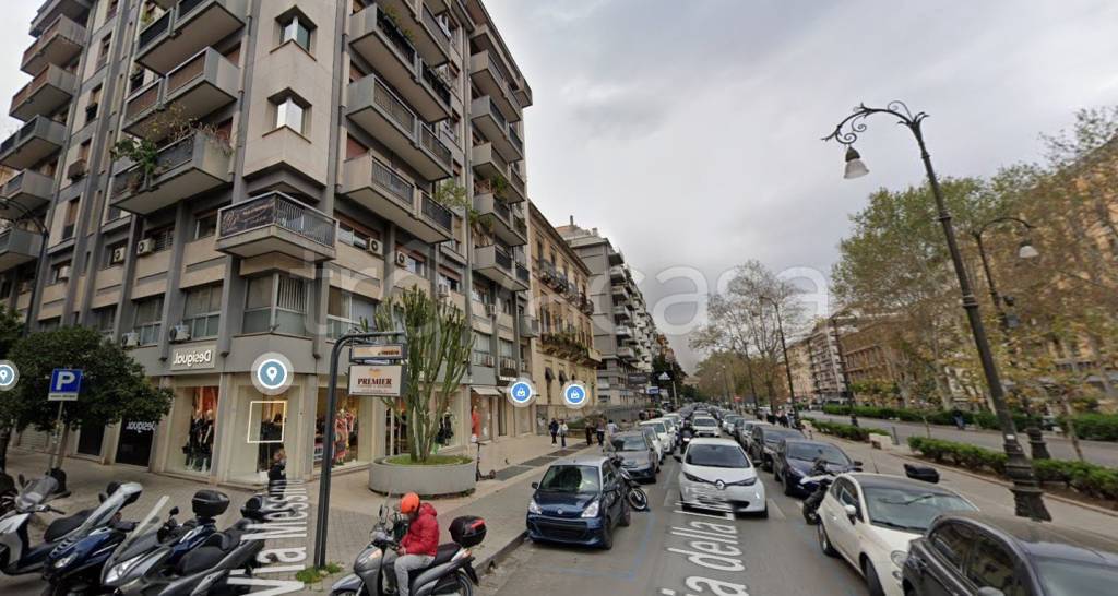 ufficio in affitto a Palermo in zona Libertà