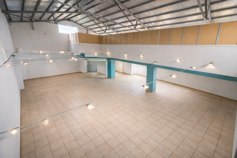 negozio in affitto a Palermo