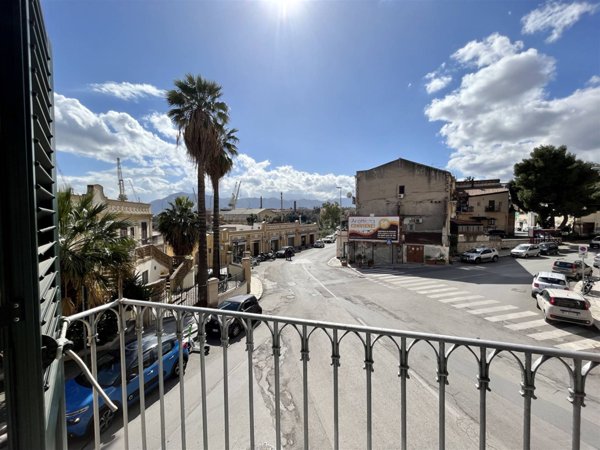 appartamento in affitto a Palermo in zona Arenella/Vergine Maria
