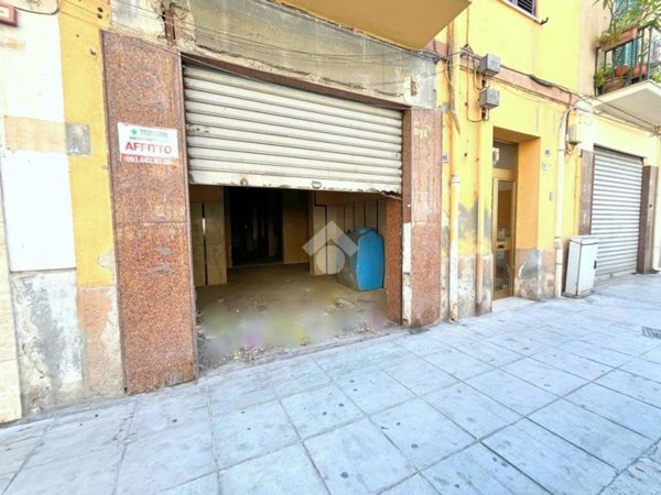 locale commerciale in affitto a Palermo in zona Malaspina/Palagonia