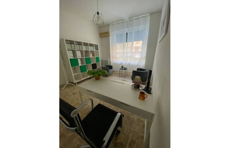 ufficio in affitto a Palermo in zona Libertà