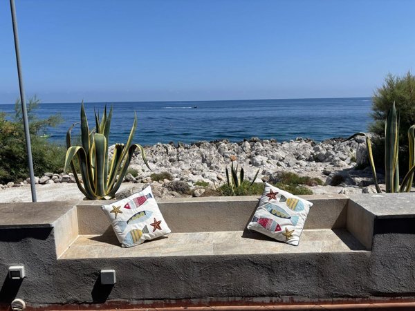 casa indipendente in affitto a Palermo in zona Addaura