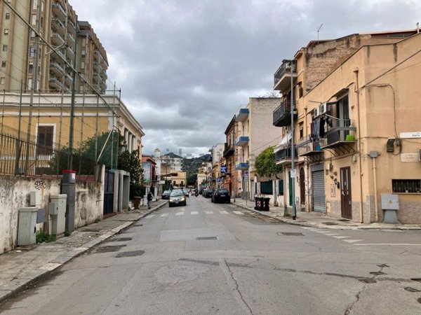 ufficio in affitto a Palermo in zona Pallavicino