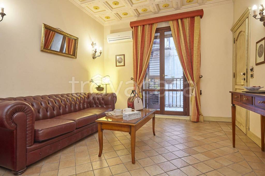 negozio in affitto a Palermo