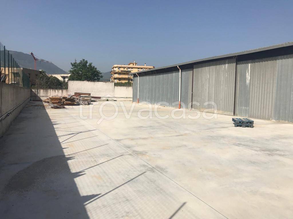 ufficio in affitto a Palermo in zona Villagrazia/Falsomiele