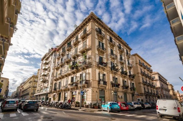 appartamento in affitto a Palermo in zona Politeama