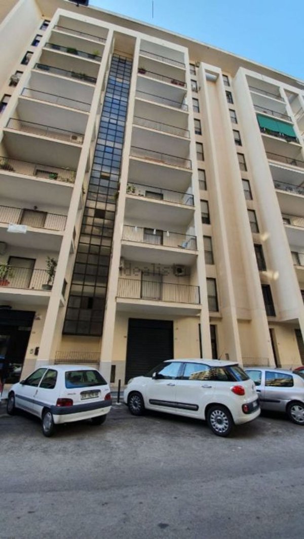 appartamento in affitto a Palermo in zona Montegrappa / Santa Rosalia