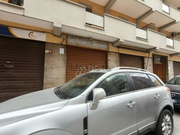 locale commerciale in affitto a Palermo in zona Noce