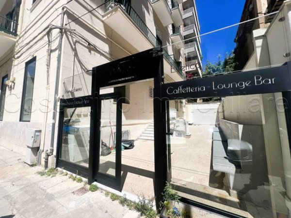 negozio in affitto a Palermo in zona Politeama