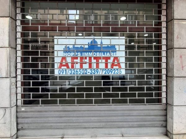 negozio in affitto a Palermo in zona Libertà