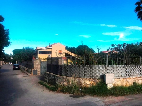 appartamento in affitto a Palermo in zona Partanna