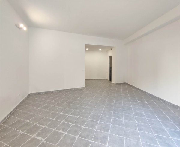 negozio in affitto a Palermo