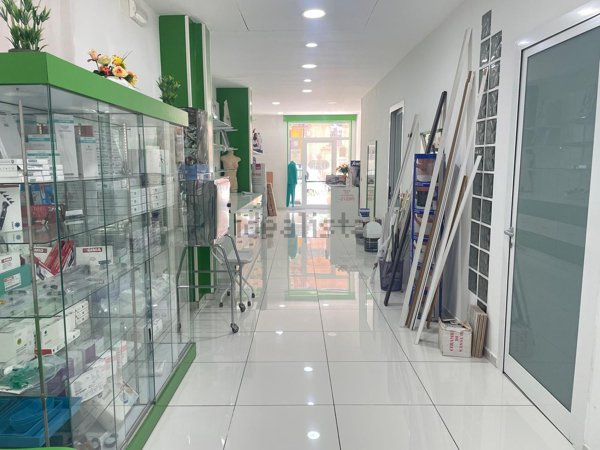 locale commerciale in affitto a Palermo in zona Oreto