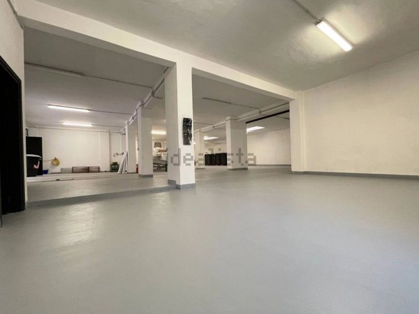 locale commerciale in affitto a Palermo in zona Montepellegrino