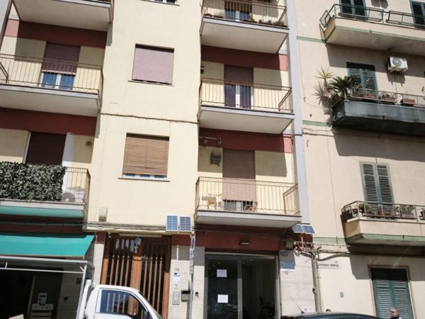 negozio in affitto a Palermo in zona Malaspina/Palagonia