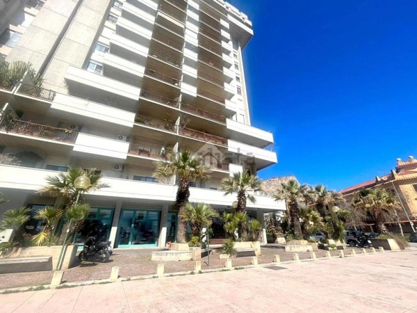 casa indipendente in affitto a Palermo in zona Arenella/Vergine Maria